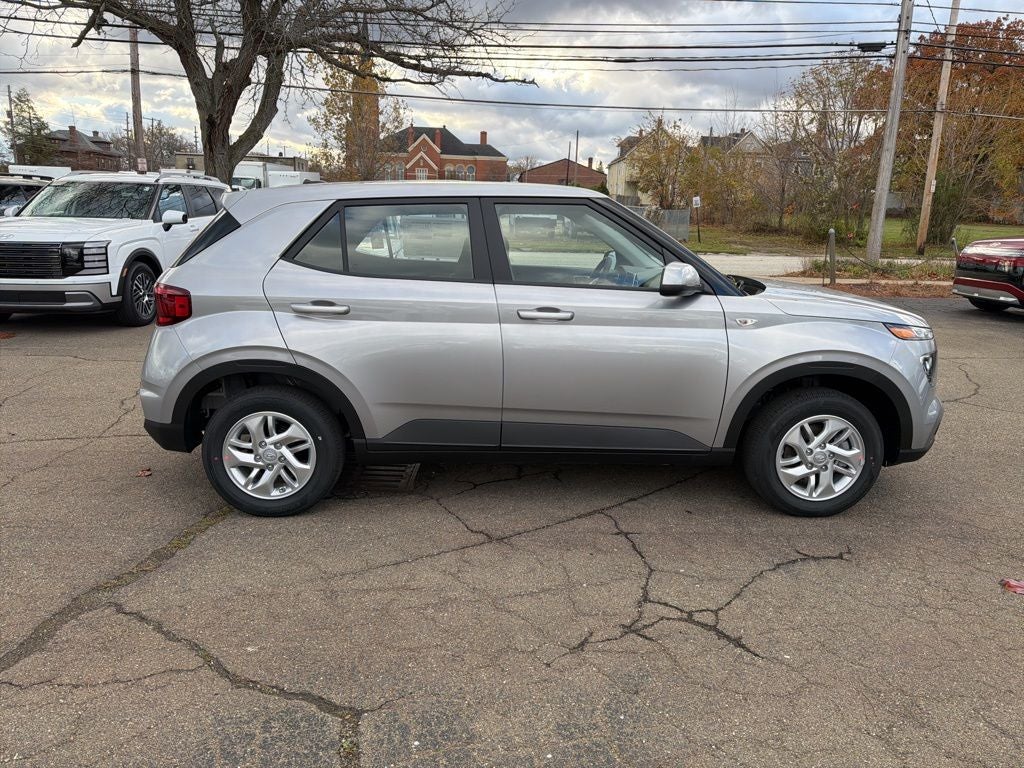 2026 Hyundai VENUE SE