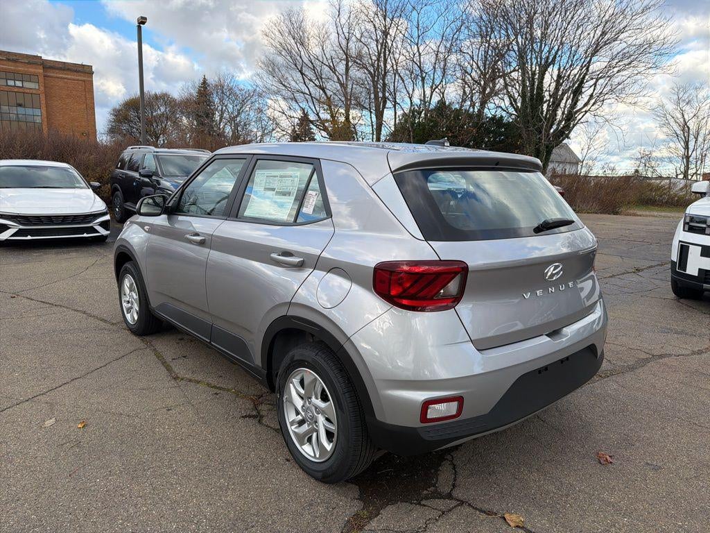 2026 Hyundai VENUE SE