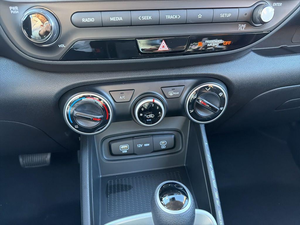 2026 Hyundai VENUE SE