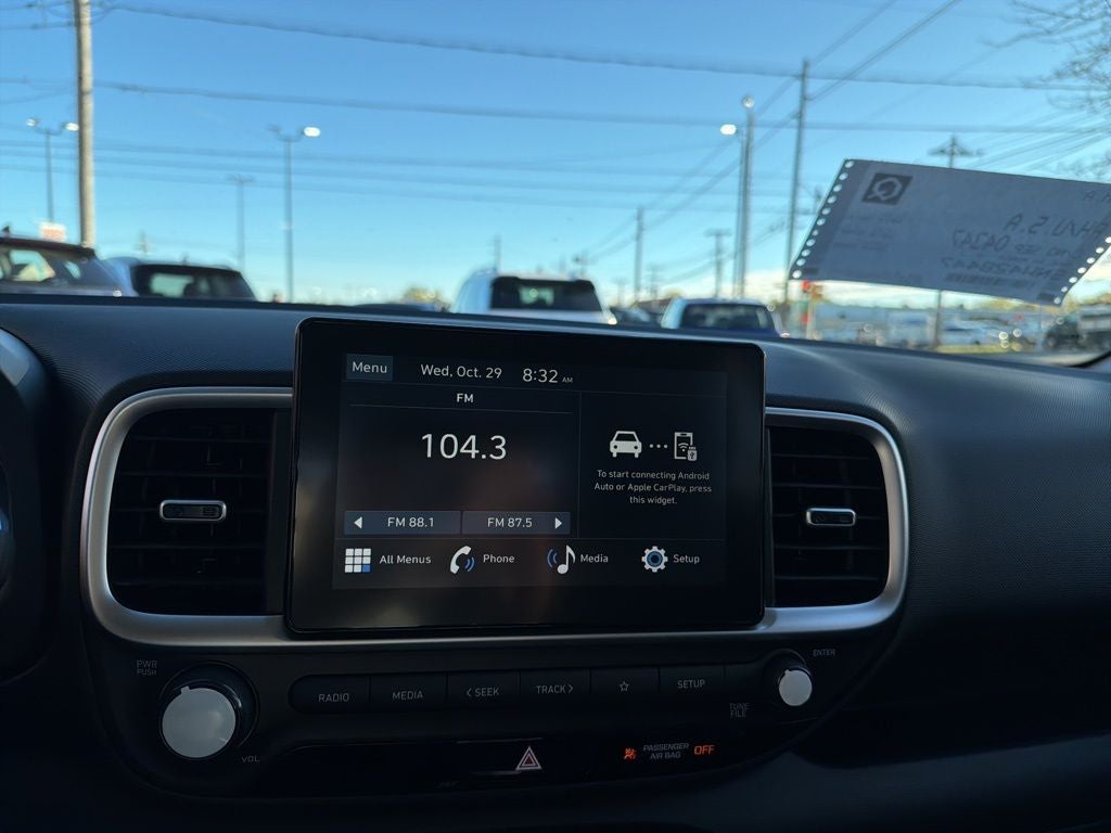 2026 Hyundai VENUE SE