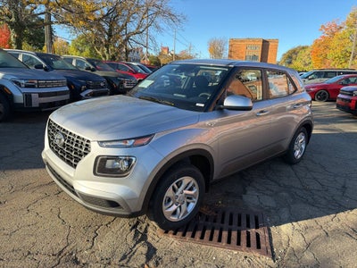 2026 Hyundai VENUE SE