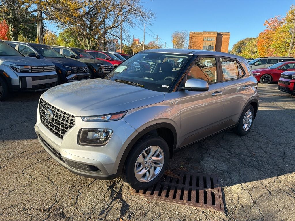 2026 Hyundai VENUE SE