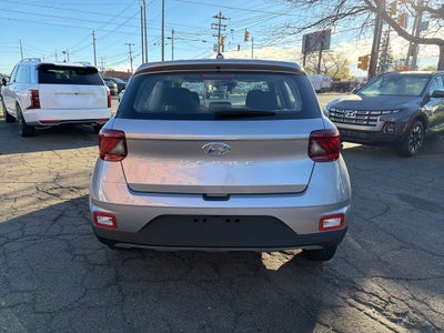2026 Hyundai VENUE SE