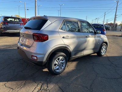 2026 Hyundai VENUE SE