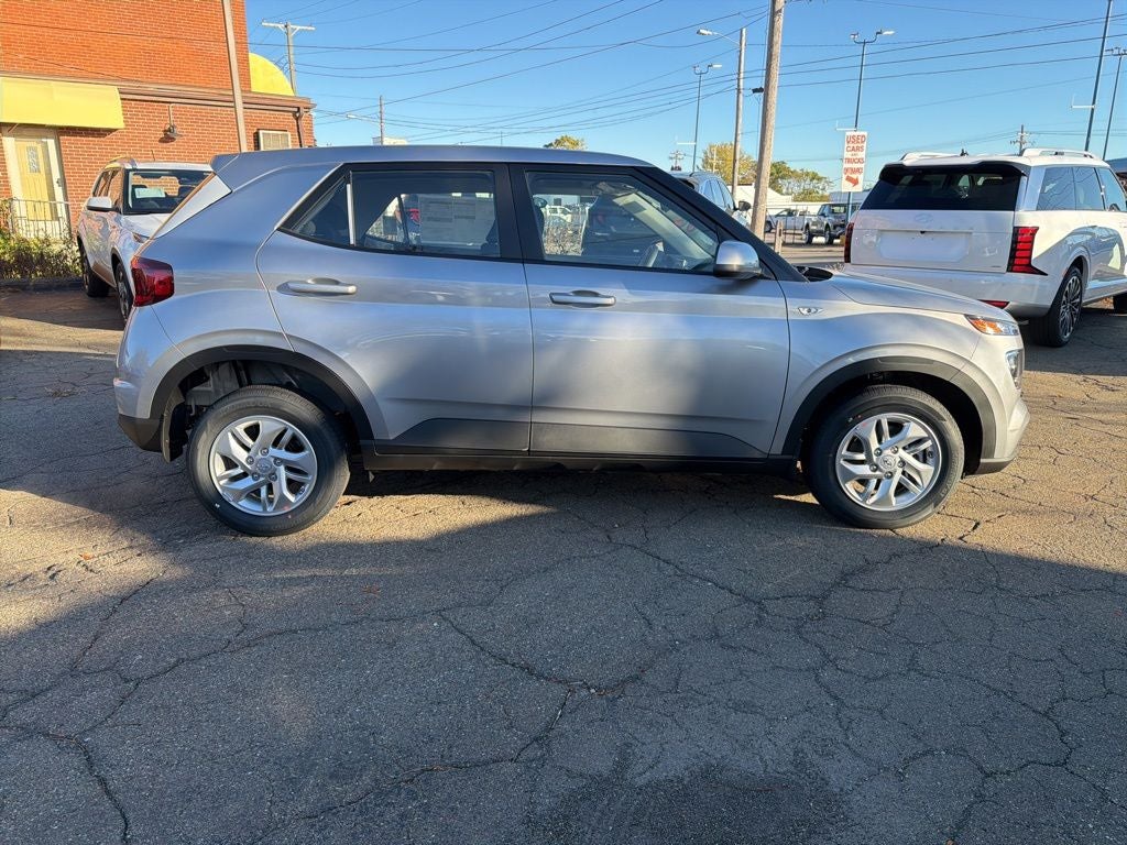 2026 Hyundai VENUE SE