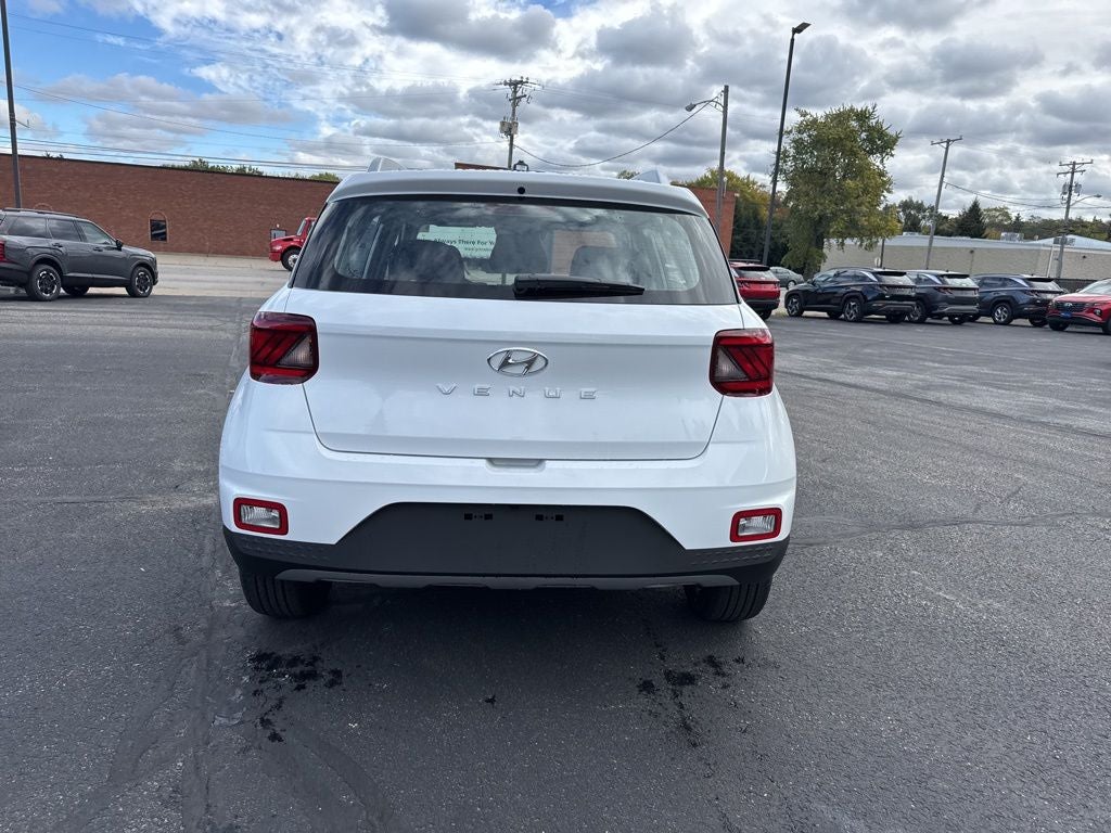 2026 Hyundai VENUE SEL