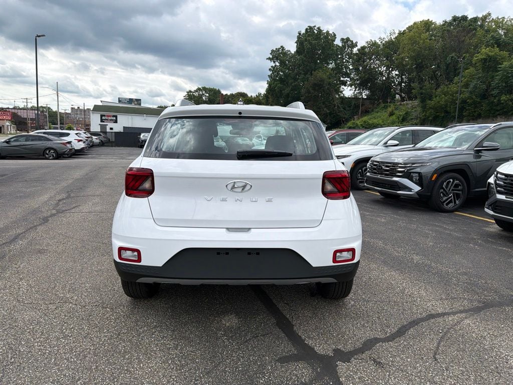 2026 Hyundai VENUE SEL