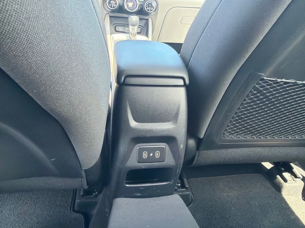 2024 Hyundai Venue SEL - Photo 17