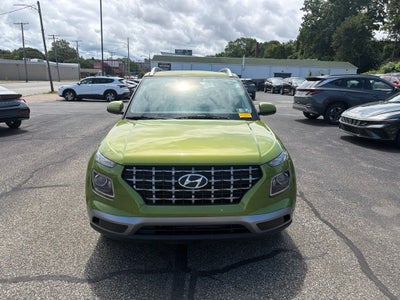 2024 Hyundai VENUE SEL