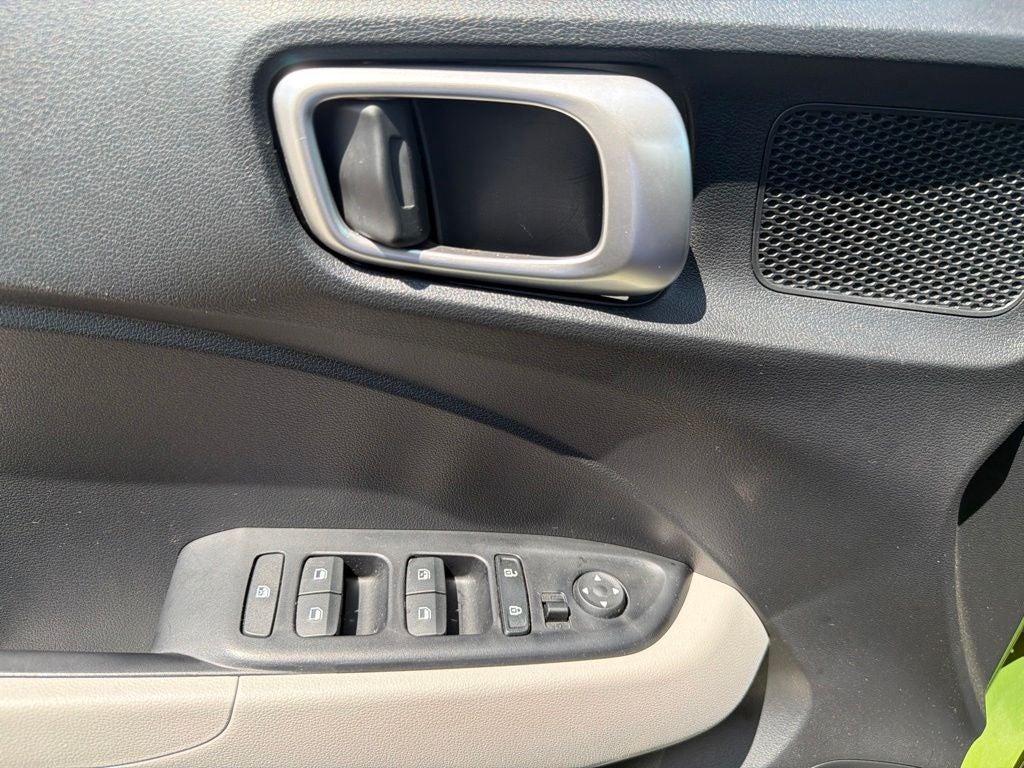 2024 Hyundai Venue SEL - Photo 28