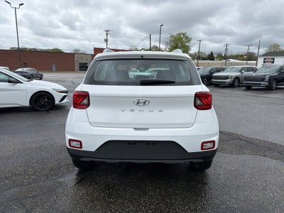 2026 Hyundai VENUE SEL