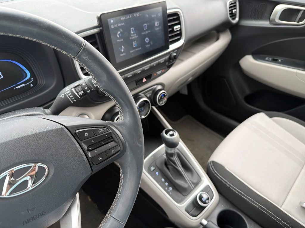 2024 Hyundai VENUE SEL