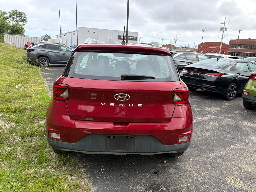 2024 Hyundai VENUE SEL