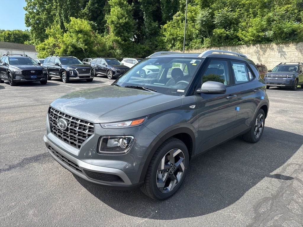 2025 Hyundai VENUE SEL