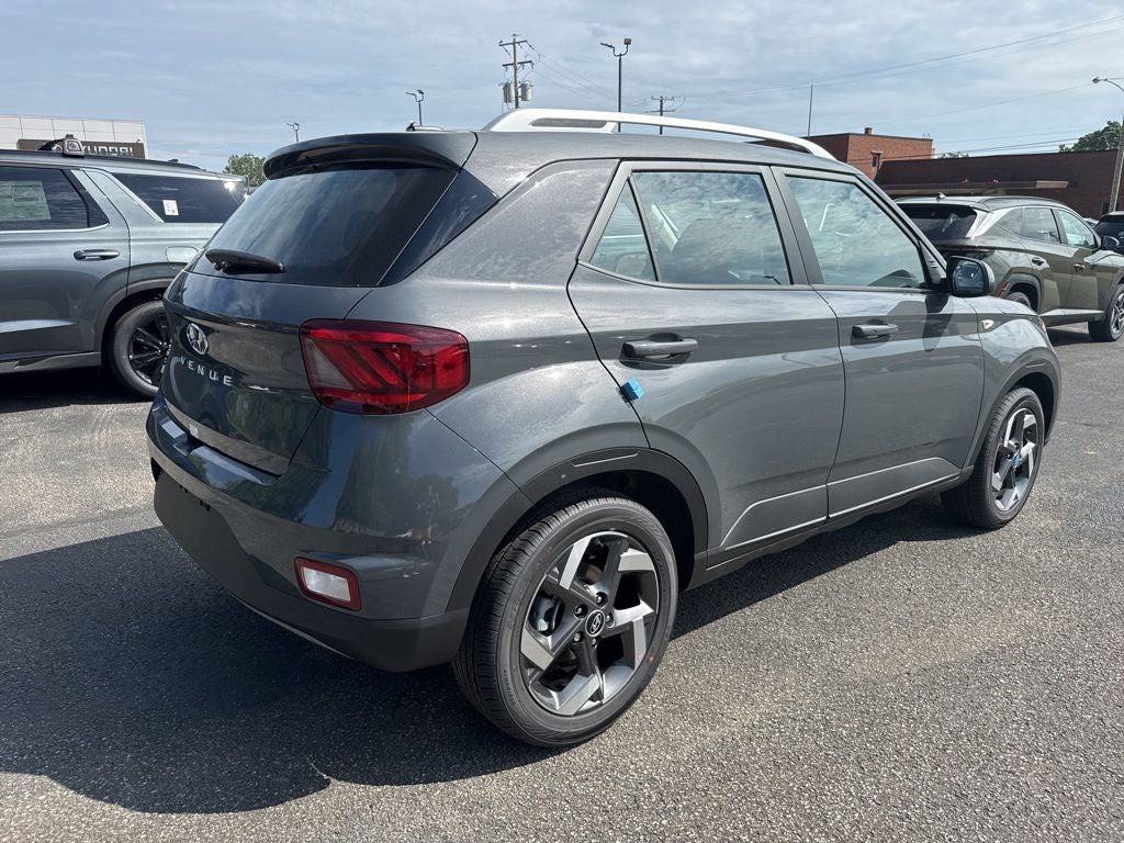 2025 Hyundai VENUE SEL
