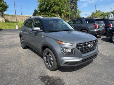 2025 Hyundai VENUE SEL