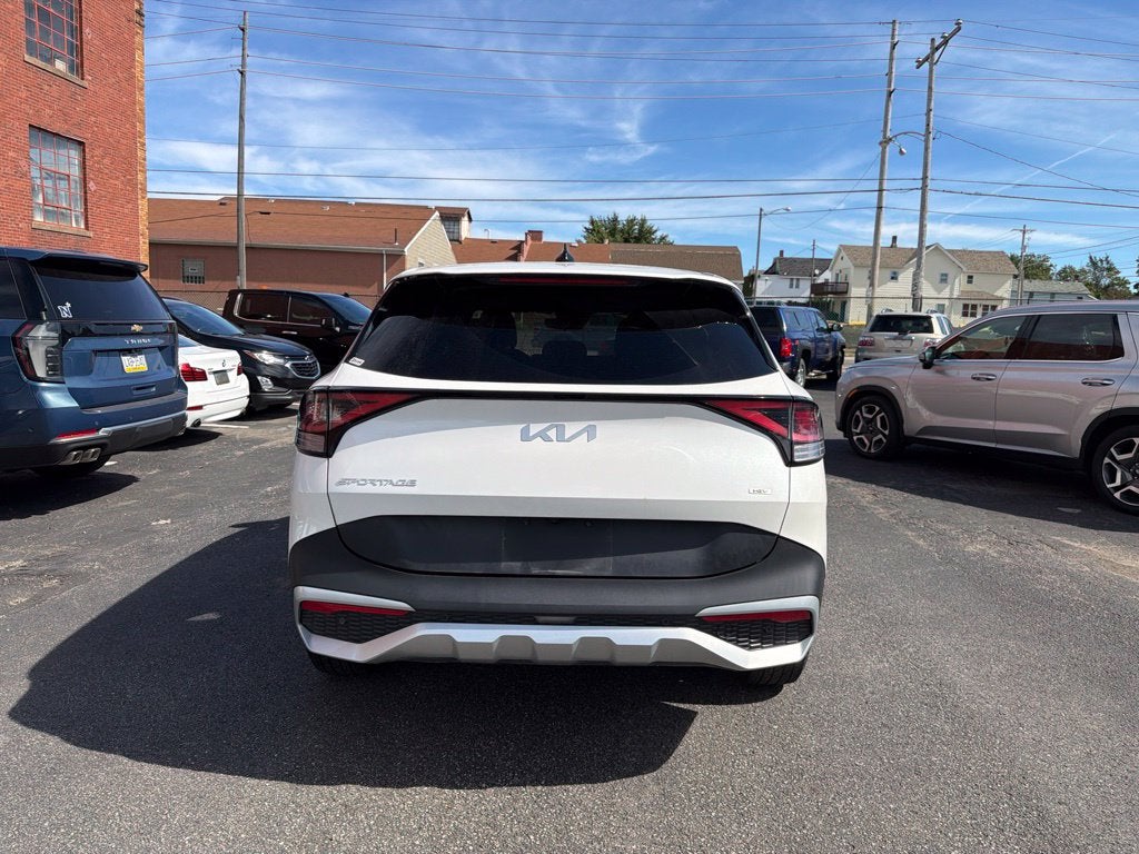 2023 Kia Sportage Hybrid LX