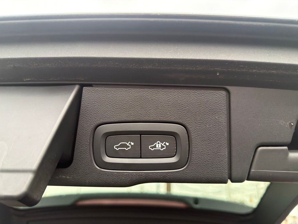 2019 Volvo XC60 T5 Momentum