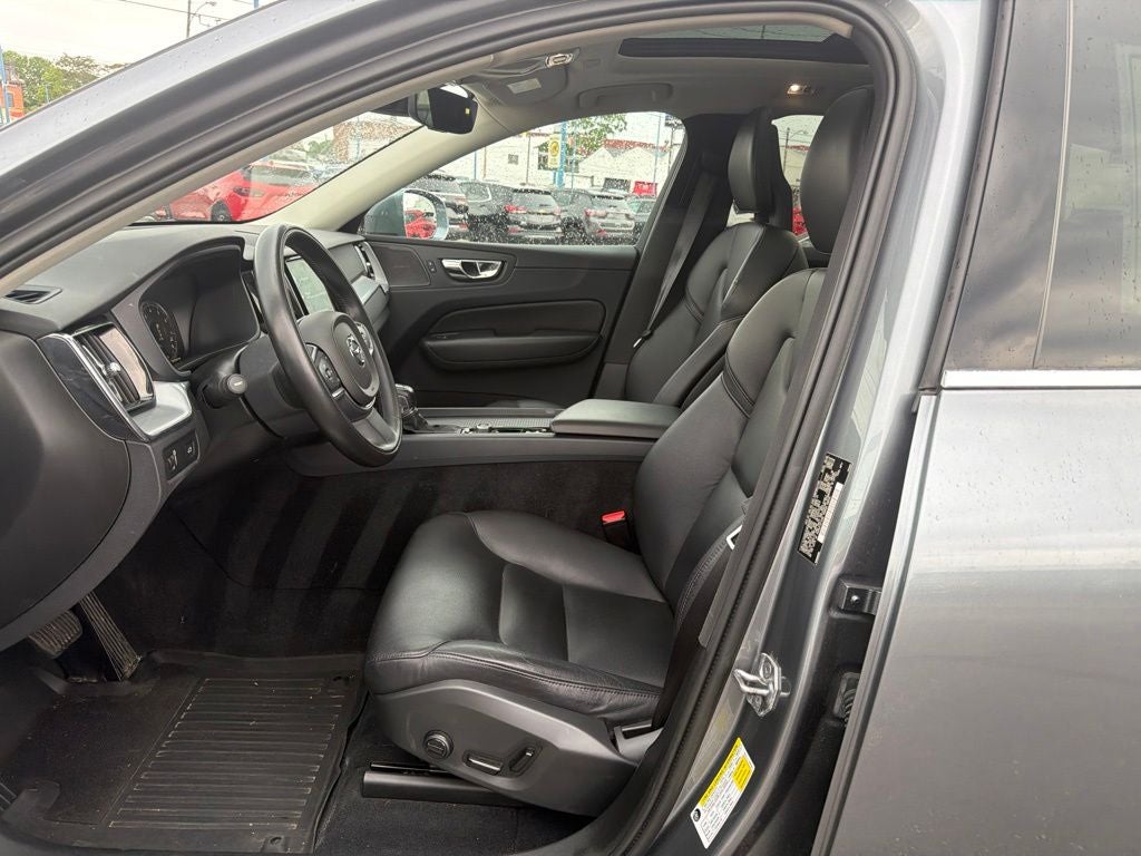 2019 Volvo XC60 T5 Momentum