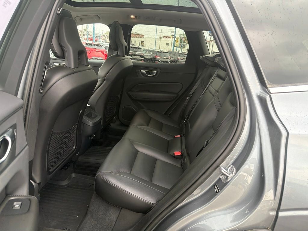 2019 Volvo XC60 T5 Momentum
