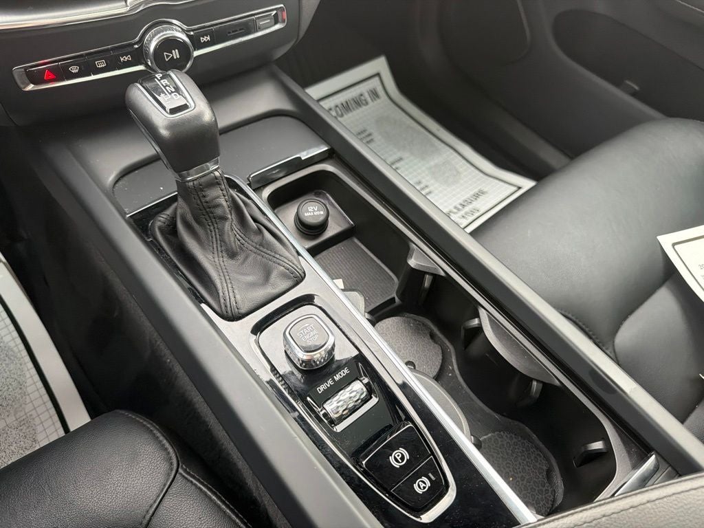 2019 Volvo XC60 T5 Momentum