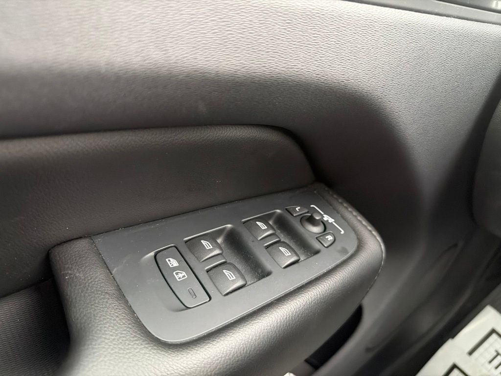 2019 Volvo XC60 T5 Momentum