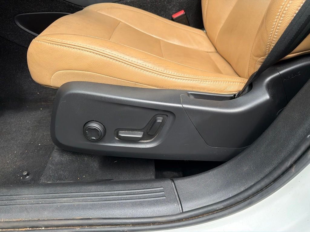 2019 Volvo XC40 Momentum