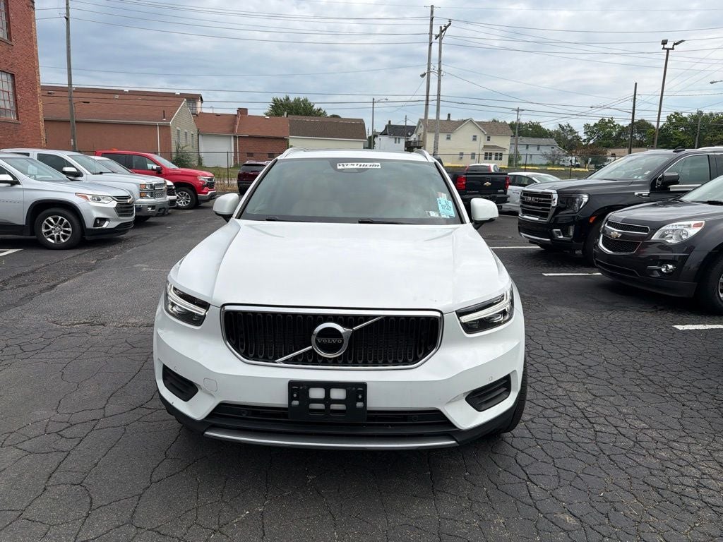 2019 Volvo XC40 Momentum