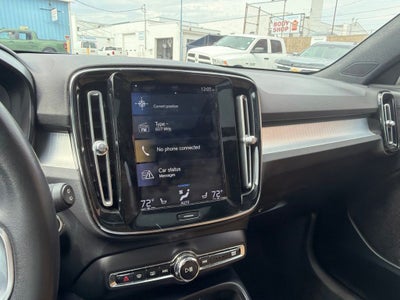 2019 Volvo XC40 Momentum